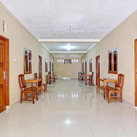 Oyo 91353 Hotel Surya Andesa Klaten Exterior foto