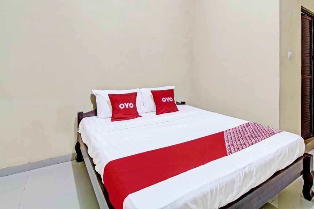 Oyo 91353 Hotel Surya Andesa Klaten Exterior foto